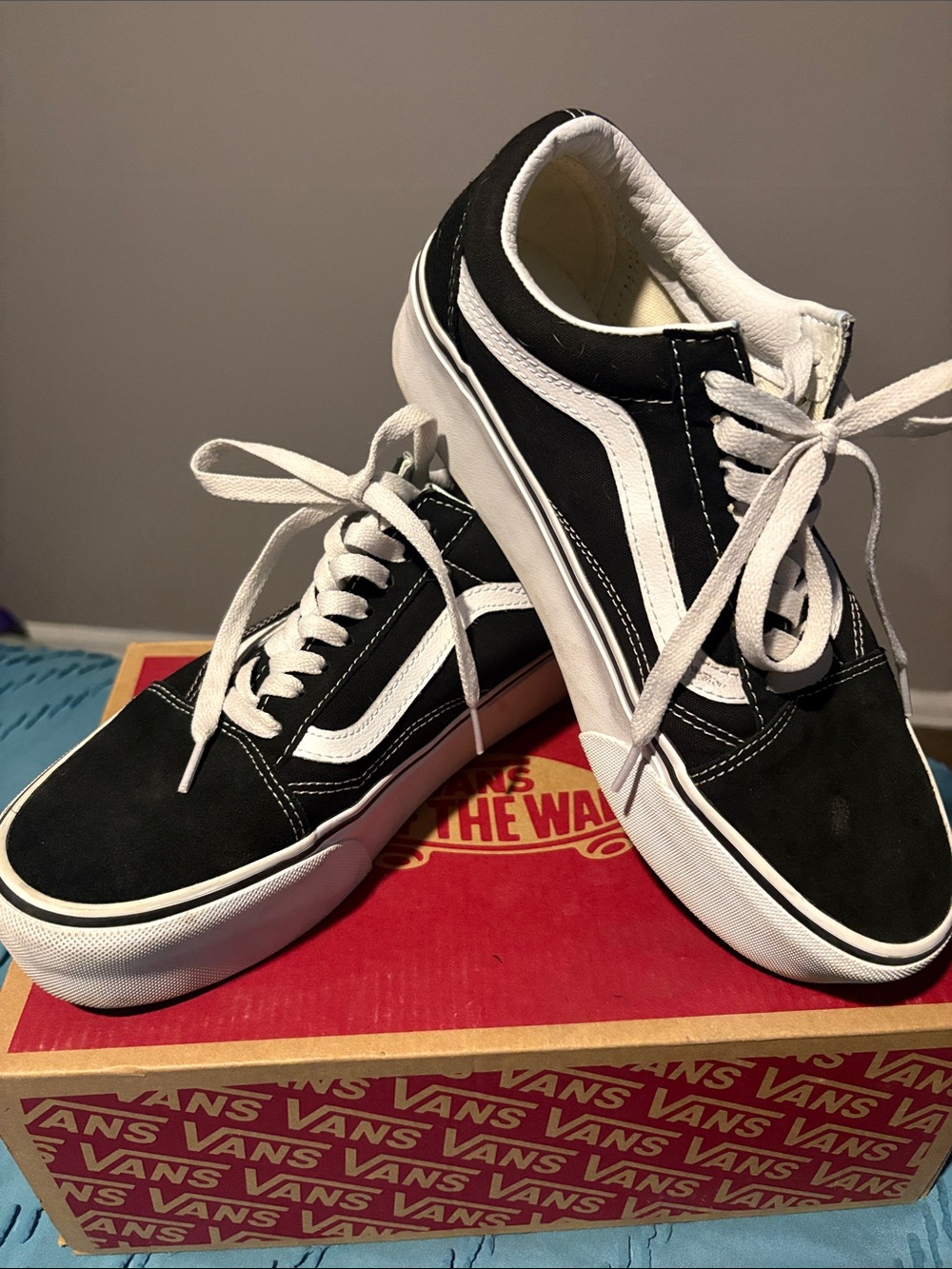 Vans Old Skool Sneakers in Black and White